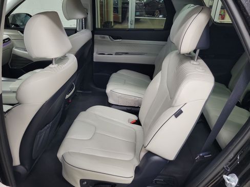 Used 2024 Hyundai Palisade Calligraphy AWD/4WD image 12
