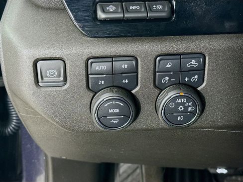 Used 2024 Chevrolet Silverado 3500 LTZ image 10