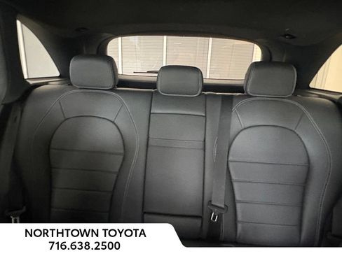 Used 2021 Mercedes-Benz GLC 300 4MATIC image 15