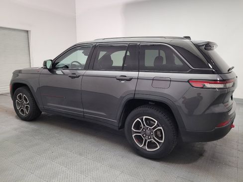 Used 2022 Jeep Grand Cherokee Trailhawk AWD/4WD image 3