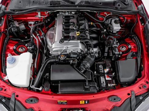 Used 2019 MAZDA MX-5 Miata RF Grand Touring image 41