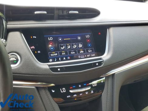 Certified 2023 Cadillac XT5 Premium Luxury FWD image 27
