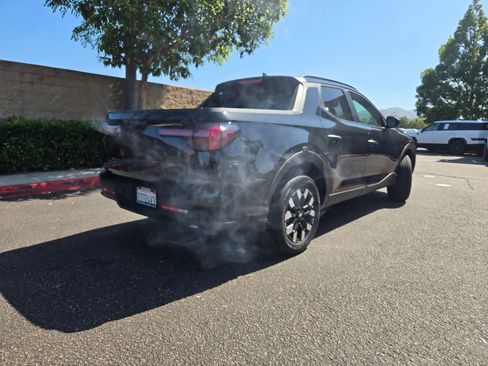 Certified 2025 Hyundai Santa Cruz SEL FWD image 8