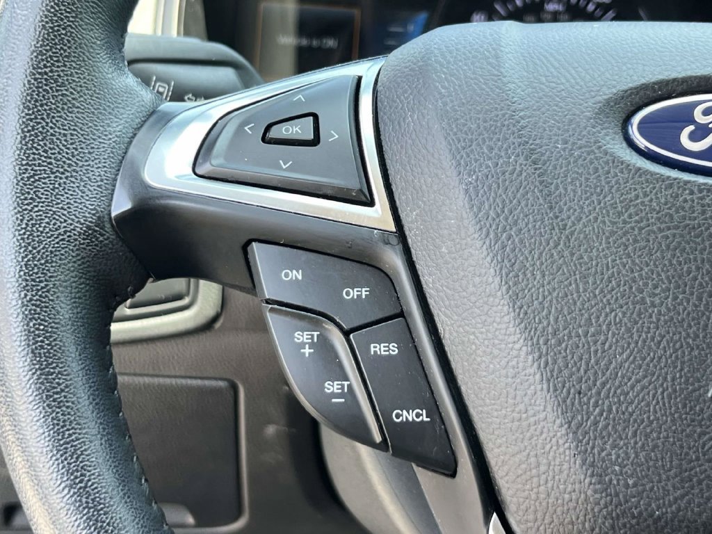 Used 2023 Ford Edge SEL AWD/4WD image 21