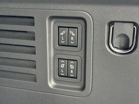 New 2026 Buick Enclave Sport Touring w/ Power Package FWD image 12
