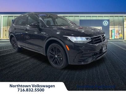 Certified 2022 Volkswagen Tiguan SE R-Line