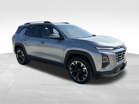 Certified 2025 Chevrolet Equinox LT w/ Convenience Package II AWD/4WD image 7