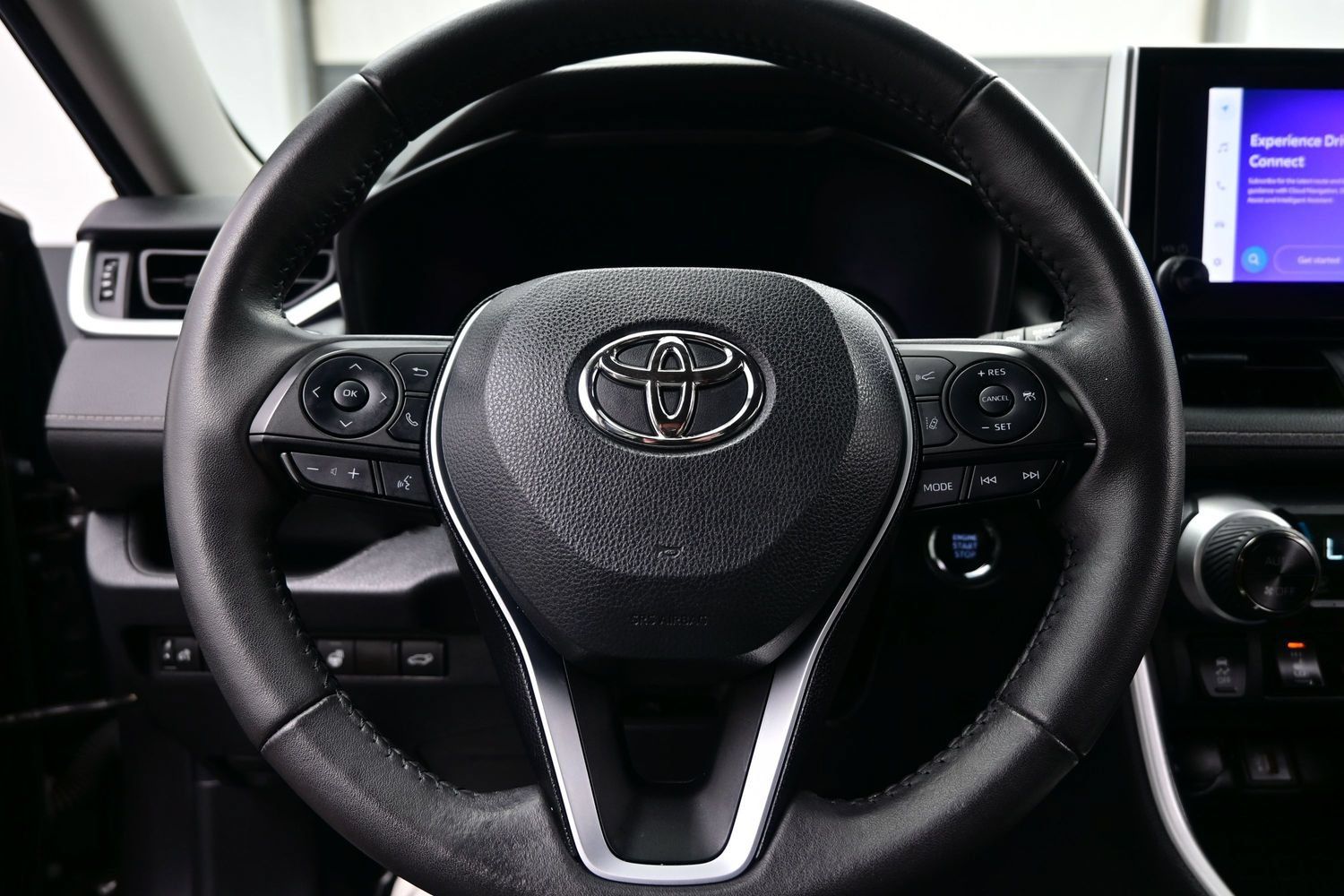 Used 2023 Toyota RAV4 XLE w/ Convenience Package AWD/4WD image 24