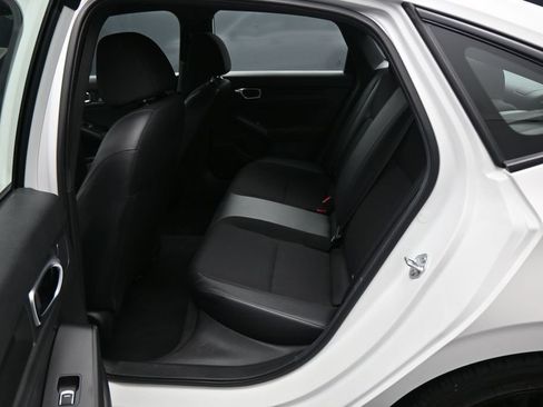 Used 2024 Honda Civic Sport image 23
