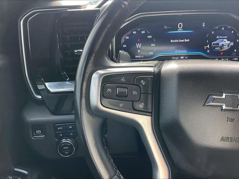 Used 2023 Chevrolet Silverado 1500 LT Trail Boss w/ Convenience Package II AWD/4WD image 23