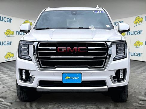 Used 2021 GMC Yukon SLT w/ SLT Premium Package AWD/4WD image 2