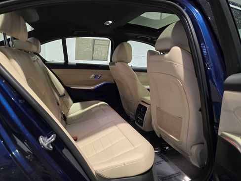 Used 2019 BMW 330i 330i w/ Convenience Package image 17