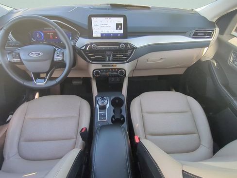 Used 2022 Ford Escape SEL w/ Technology Package FWD image 13