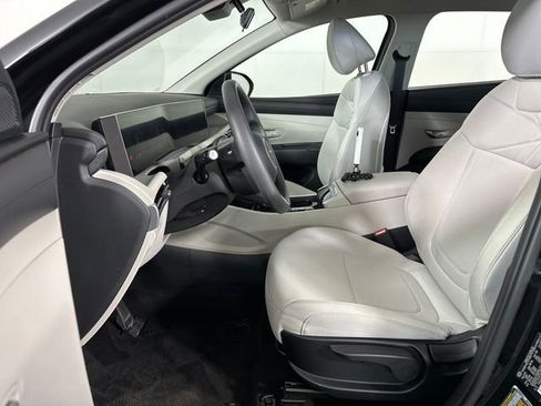 Used 2025 Hyundai Tucson SE AWD/4WD image 11