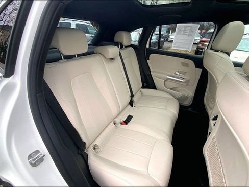 Used 2026 Mercedes-Benz GLA 250 4MATIC image 16