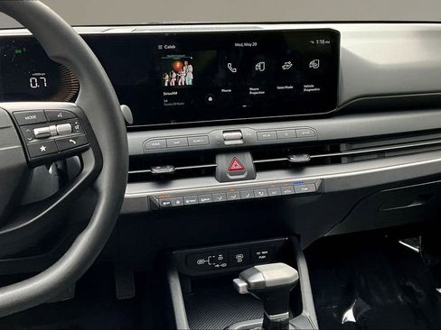 Certified 2025 Kia K4 FWD image 8
