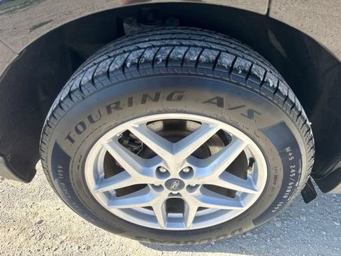 Used 2021 Ford Edge SEL FWD image 24