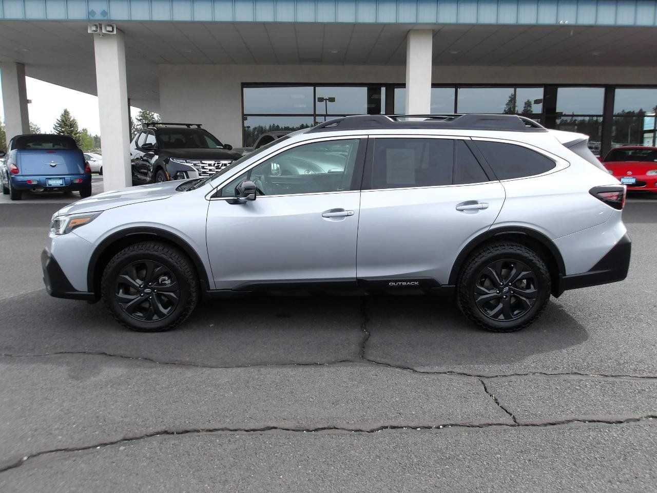 Used 2020 Subaru Outback Onyx Edition XT w/ Popular Package #2 AWD/4WD image 2
