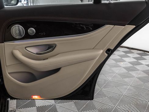 Used 2019 Mercedes-Benz E 300 4MATIC w/ Premium 1 Package image 42