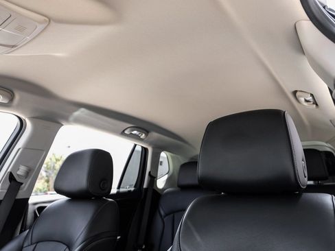 Used 2020 Buick Envision Essence AWD/4WD image 28