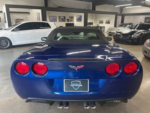 Used 2007 Chevrolet Corvette Convertible w/ Preferred Equipment Group RWD image 11