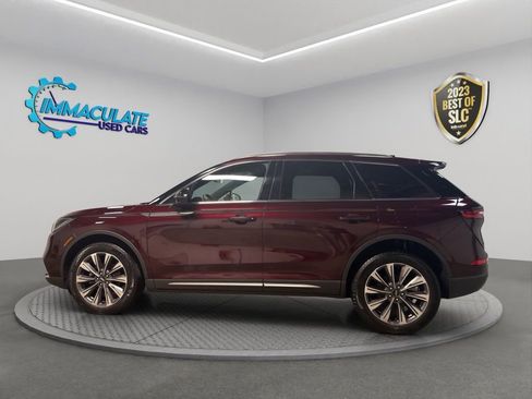Used 2021 Lincoln Corsair Reserve AWD/4WD image 2