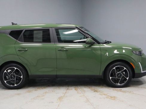 Used 2023 Kia Soul EX image 10