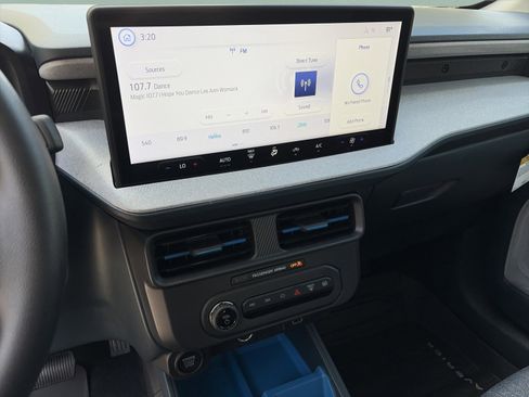New 2026 Ford Maverick XLT FWD image 11