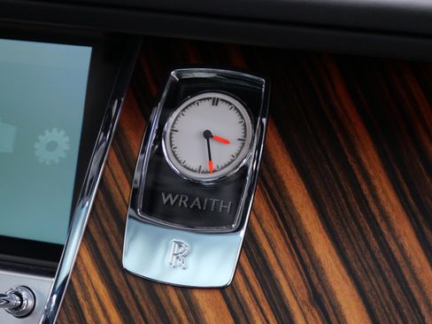 Used 2016 Rolls-Royce Wraith image 37