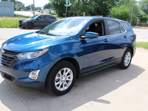 Used 2021 Chevrolet Equinox LT AWD/4WD image 4