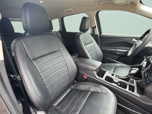 Used 2018 Ford Escape SE FWD image 15