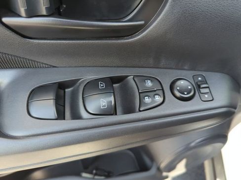 Certified 2024 Nissan Kicks S FWD image 31