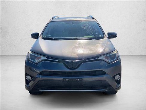 Used 2016 Toyota RAV4 XLE FWD image 2
