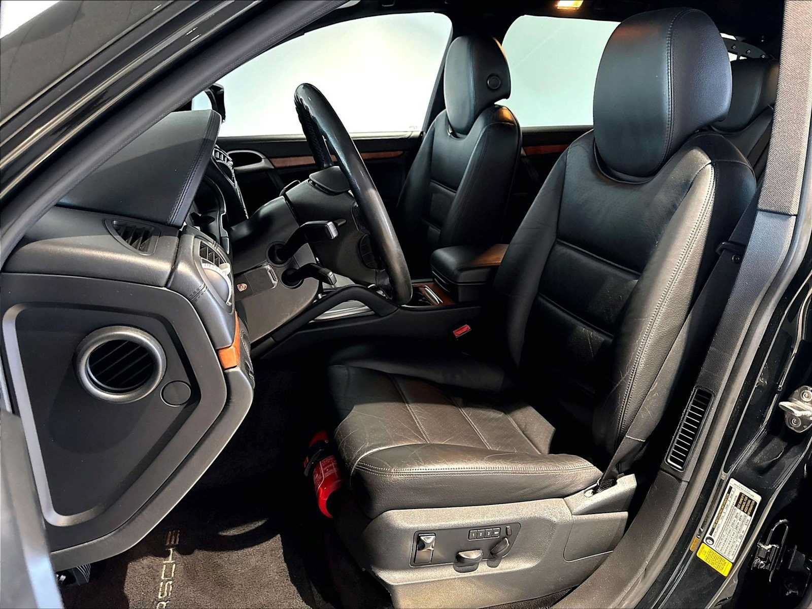 Used 2008 Porsche Cayenne S AWD/4WD image 9