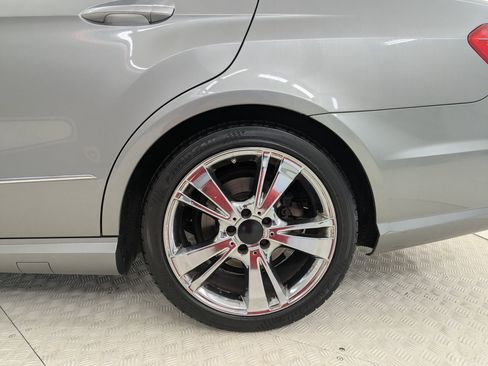 Used 2012 Mercedes-Benz E 350 4MATIC Sedan image 10