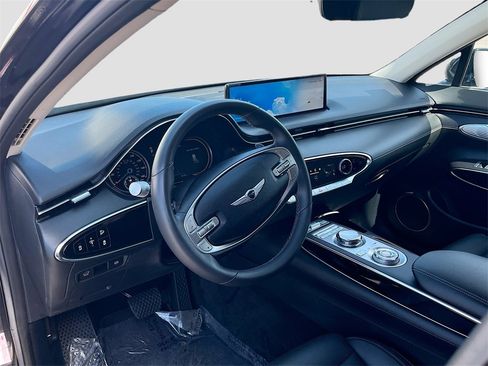 Used 2024 Genesis GV70 2.5T image 9