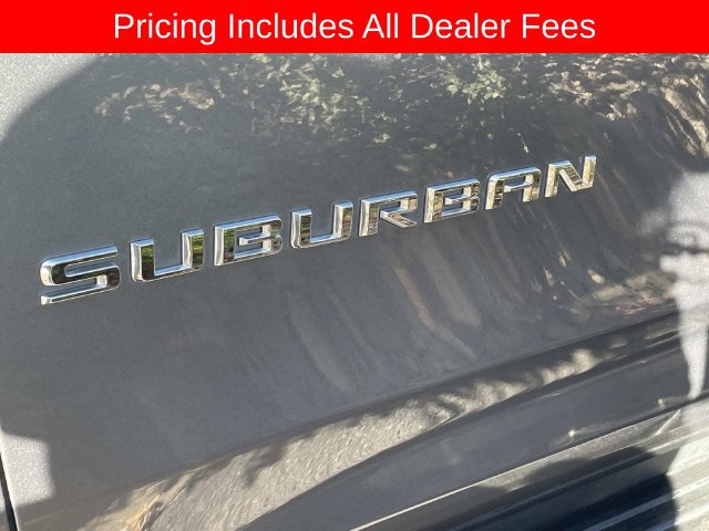 Used 2021 Chevrolet Suburban Premier w/ Premium Package AWD/4WD image 3
