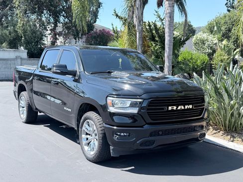 Used 2023 RAM 1500 Laramie AWD/4WD image 4