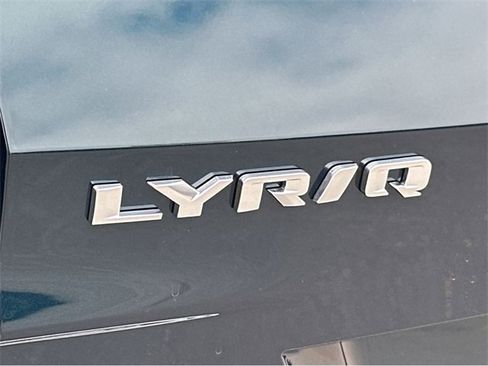 New 2025 Cadillac Lyriq Luxury image 34