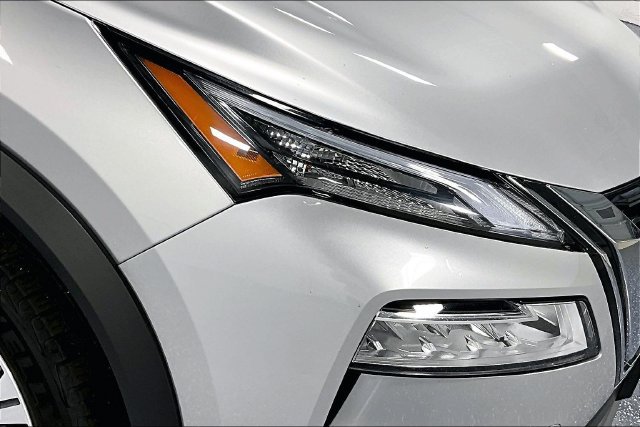 Used 2023 Nissan Rogue SV AWD/4WD image 27