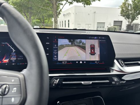 Certified 2025 BMW X2 xDrive28i AWD/4WD image 31