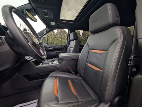 Used 2025 GMC Sierra 2500 AT4 w/ AT4 Premium Plus Package image 37