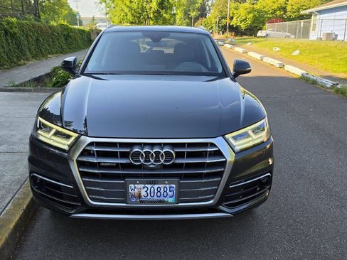 Used 2018 Audi Q5 Prestige w/ Prestige Package AWD/4WD image 2
