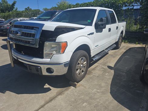 Used 2013 Ford F150 XLT w/ Luxury Equipment Group RWD image 1