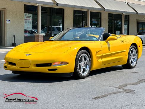 Used 2003 Chevrolet Corvette Convertible w/ Preferred Equipment Group1 image 2