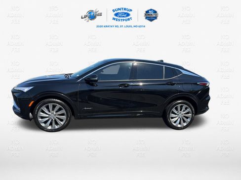 Used 2024 Buick Envista Avenir FWD image 2
