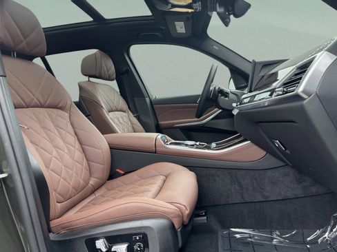 Certified 2025 BMW X5 xDrive40i w/ Climate Comfort Package image 23