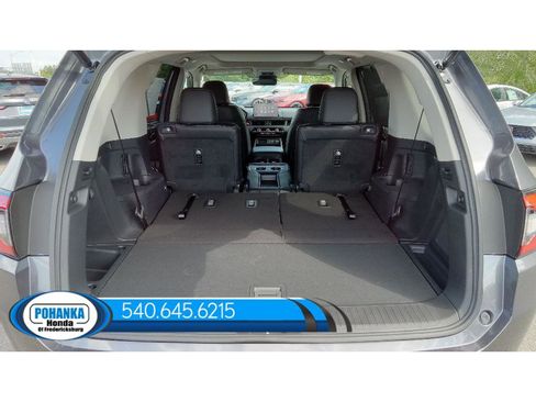 New 2025 Honda Pilot Touring image 48