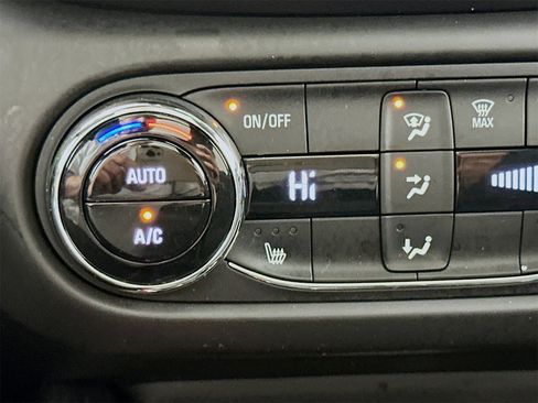 Used 2021 Chevrolet TrailBlazer RS w/ Sun and Liftgate Package image 20