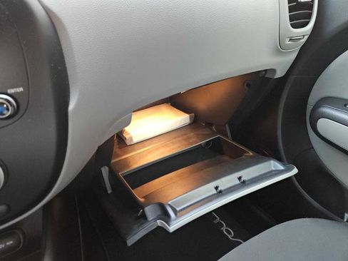 Used 2018 Kia Soul ! image 21